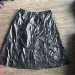 Genuine leather skirt - black - Size 16